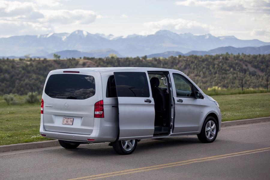  Mercedes-Benz Metris 2015 года  (фото 21 из 32)